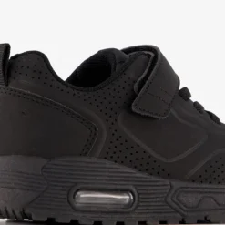 Blue Box Jongens sneakers met airzool zwart Outlet